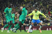 Бразилия би Сенегал в контрола