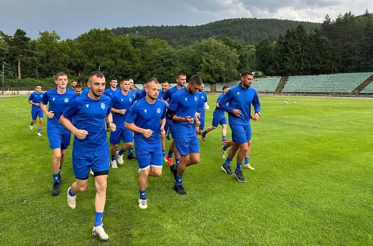 Треньор вкара за победа в Трета лига