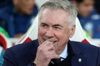 Анчелоти засипа с похвала млада звезда на Челси