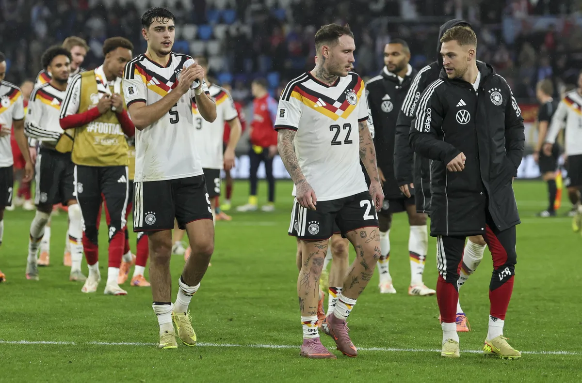 Германия вдига важни играчи за решителния мач 