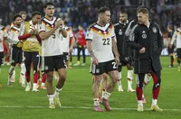 Германия вдига важни играчи за решителния мач 