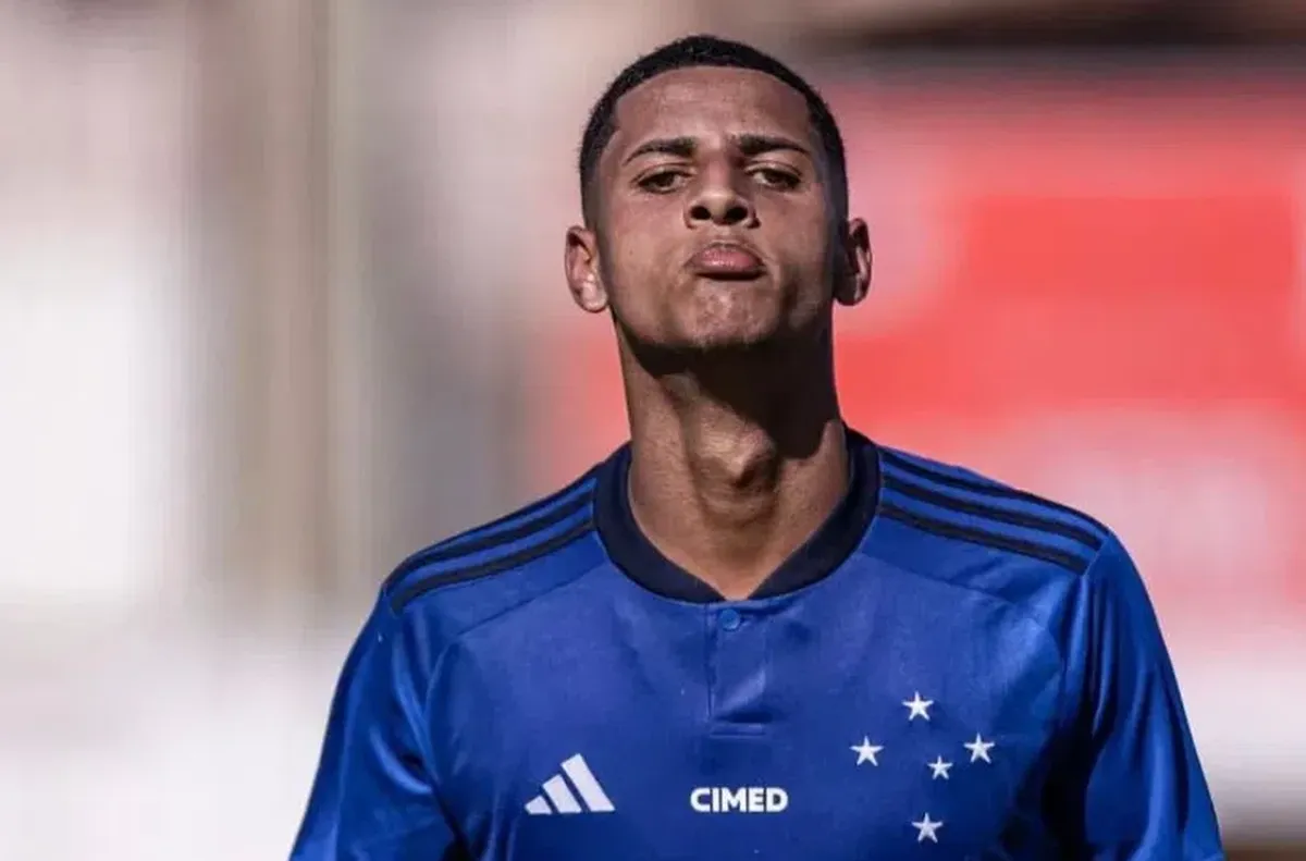 ЦСКА отправи запитване за крило на Крузейро