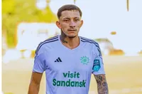 ЦСКА изправарва Левски за бразилец