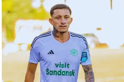 ЦСКА изправарва Левски за бразилец