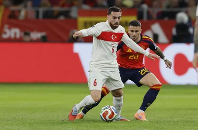 Испания не успя да направи перфектен рекорд след 2:2 срещу Турция