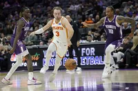 ЛА Лейкърс победи Юта Джаз при завръщането на ЛеБрон Джеймс