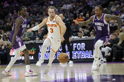 ЛА Лейкърс победи Юта Джаз при завръщането на ЛеБрон Джеймс