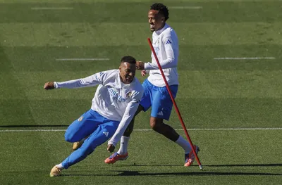 Защитник на Реал Мадрид аут за поне две седмици