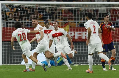 Обраха Турция при визитата на Испания в Севиля