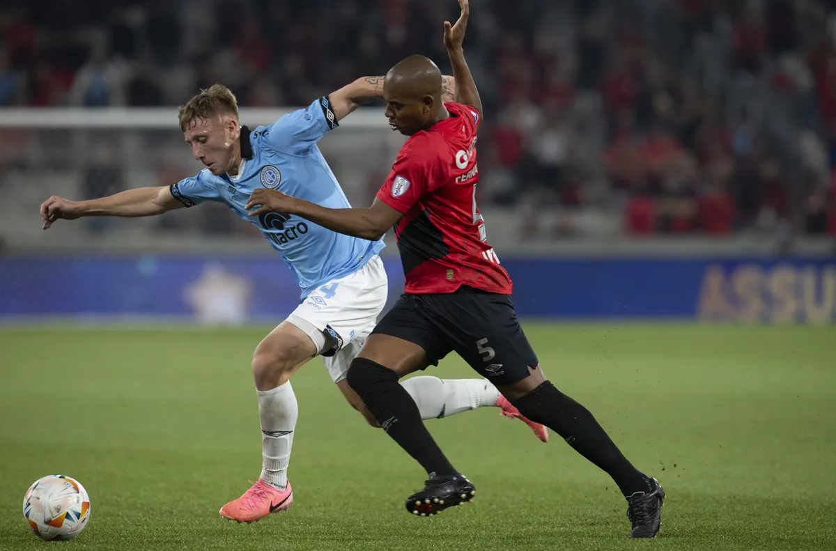 Легенда на Ман Сити спира с футбола