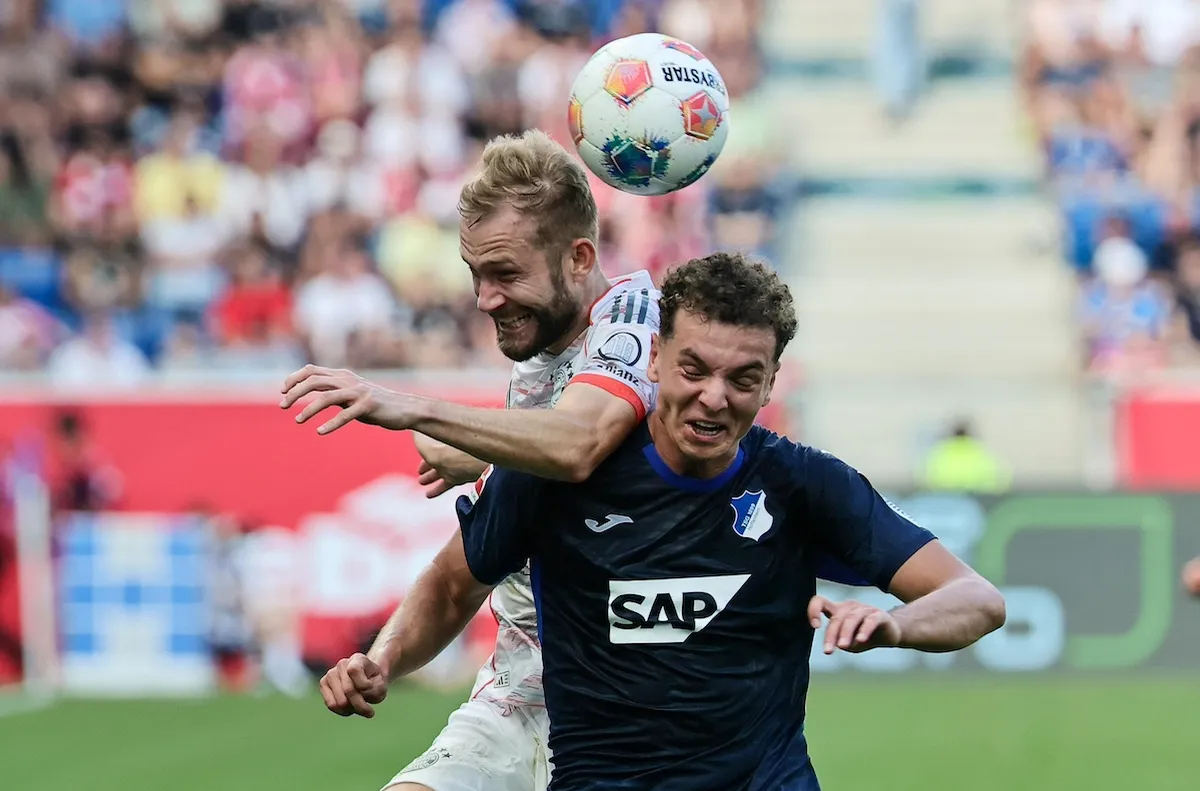 Хофе изпусна победата в Майнц