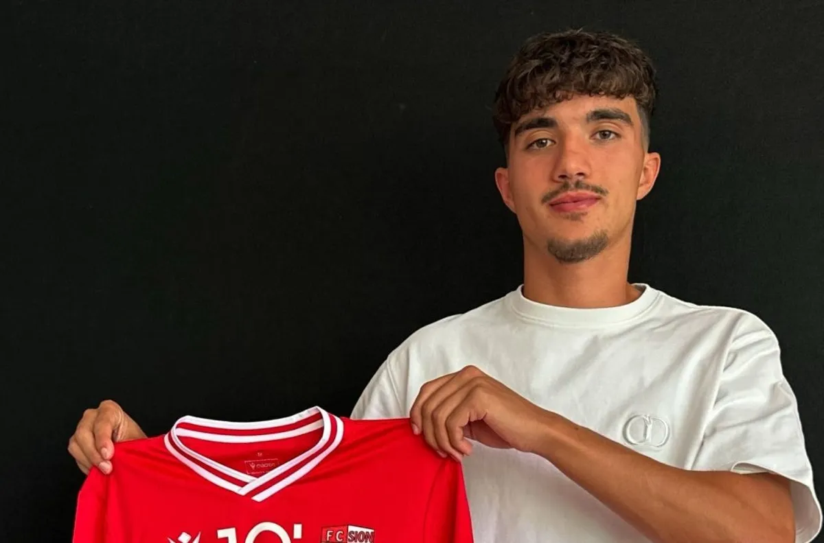 ЦСКА следи французин