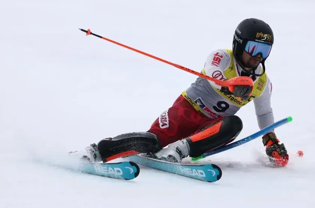 Алберт Попов в топ 30, чака го втори манш 