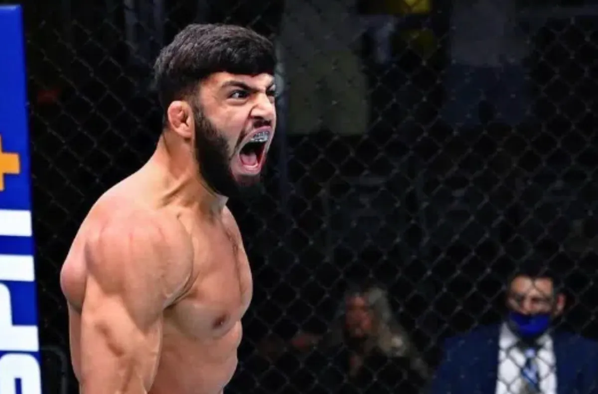 Царукян предаде Хукър и официално предизвика Топурия