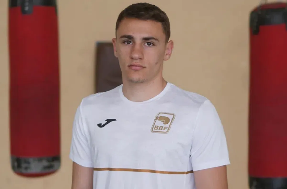 Викторио Илиев стартира с победа в Будапеща