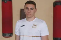 Викторио Илиев стартира с победа в Будапеща