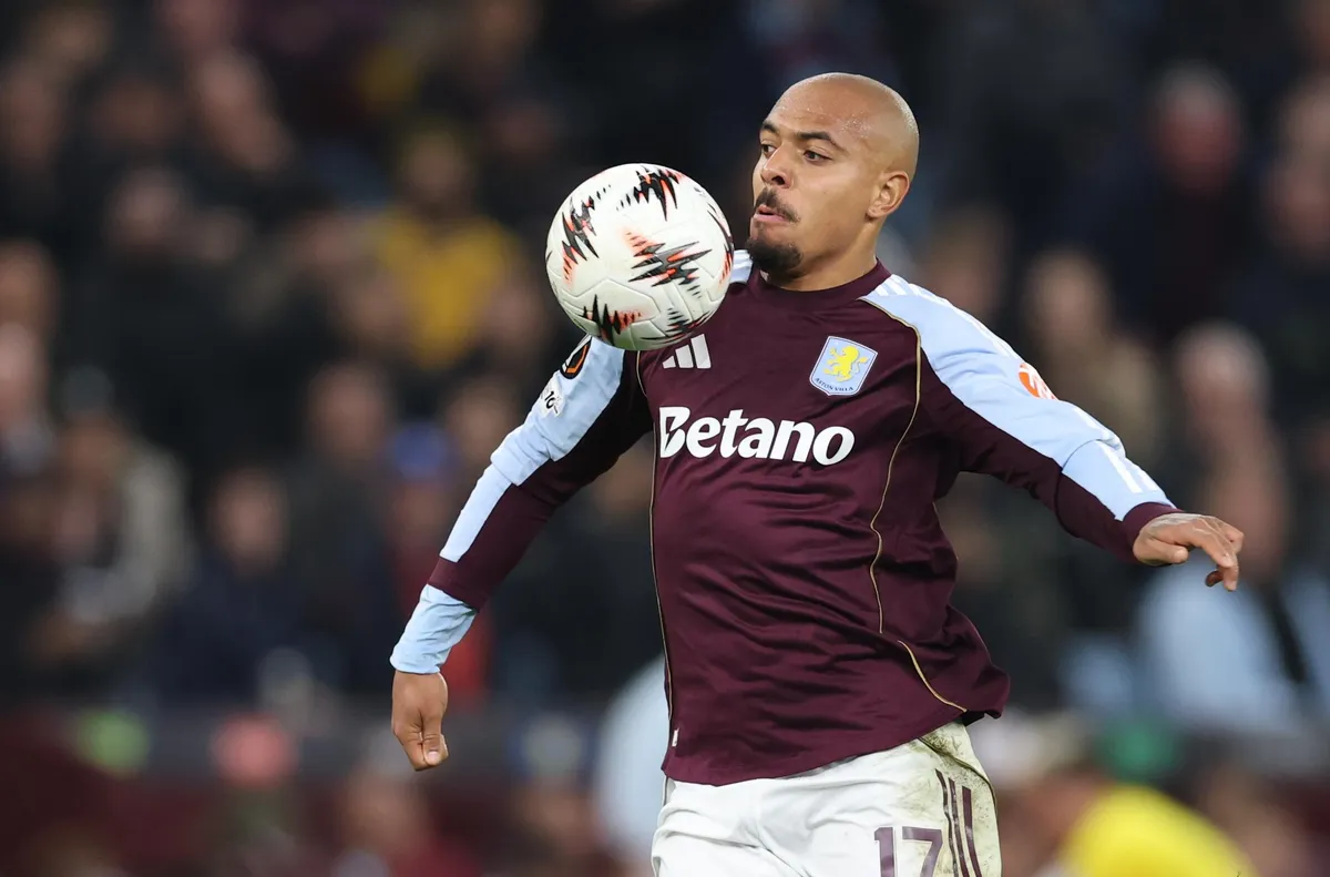 Астън Вила обърна Лийдс, Илия Груев не игра