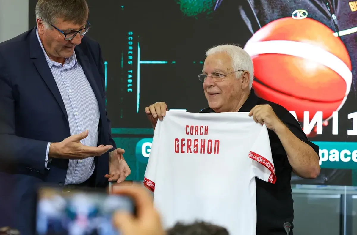 Пини Гершон събира талантливи юноши до 18 години на национален баскетболен камп в Ботевград