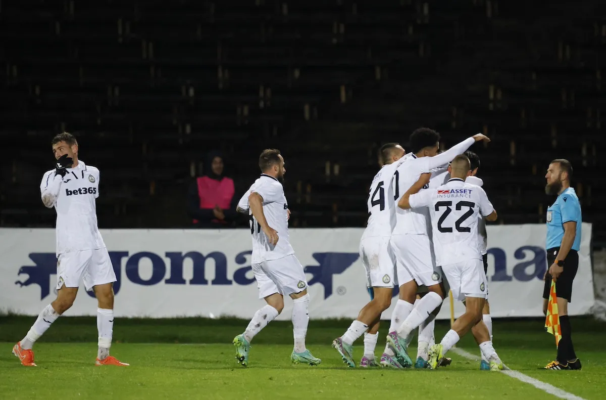 Славия лети високо при Достанич, би и във Враца