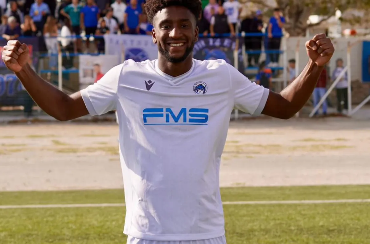 Кадърът на Гент Исак Донкор е обект на интерес от тимове от Втора лига