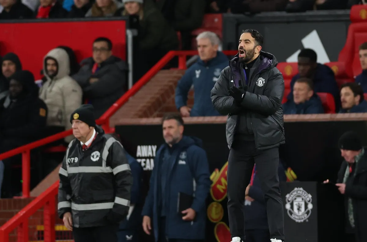 Аморим: Евертън бяха по-добри и с 11, и с 10 човека