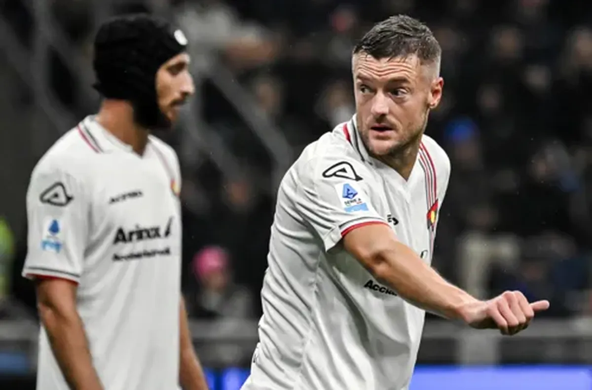 Домът на Джейми Варди е бил ограбен в Италия