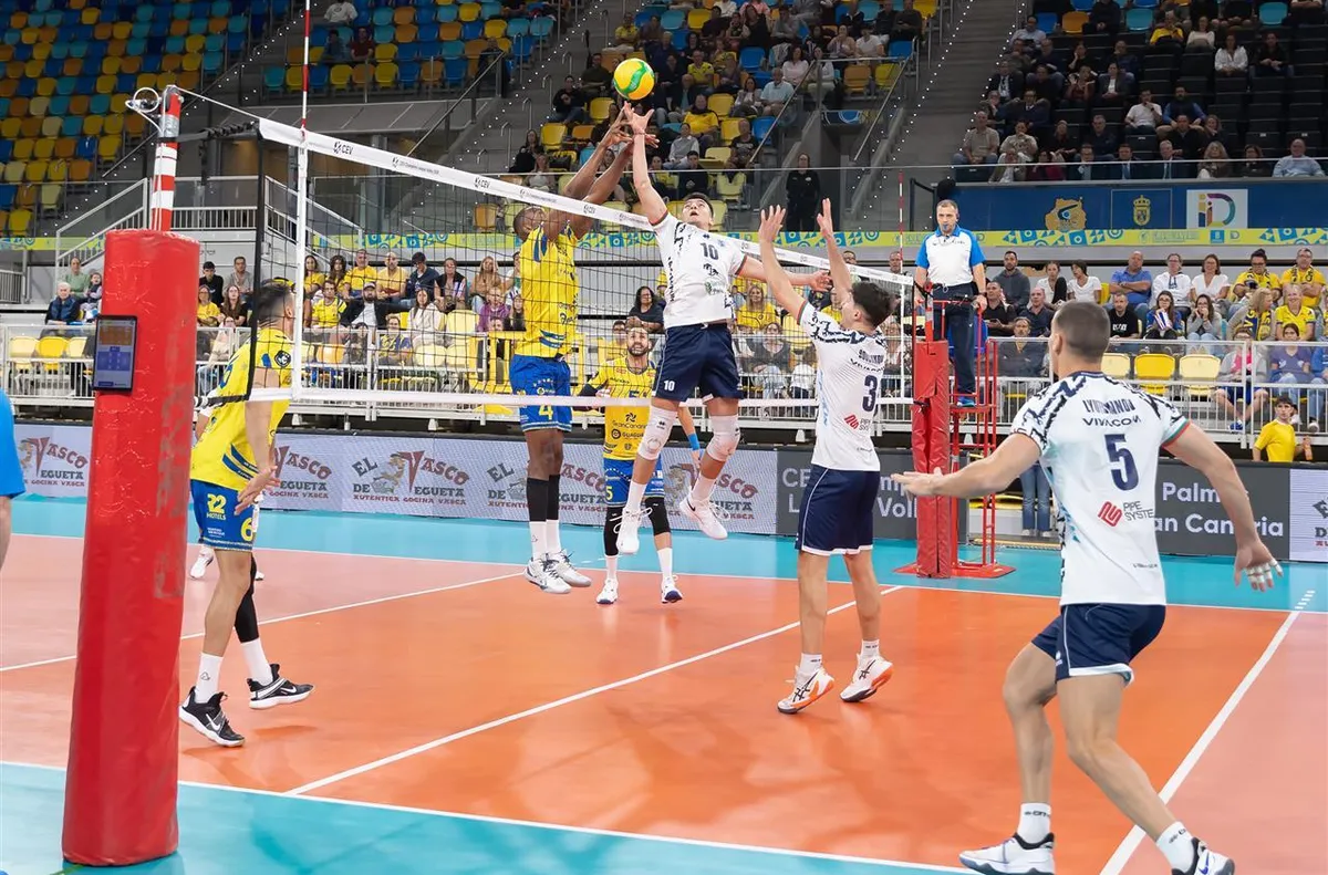 Играч на Левски очаква повече в Шампионската лига