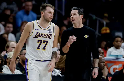 Лука Дончич поведе Лейкърс към триумф в дербито на Лос Анджелис