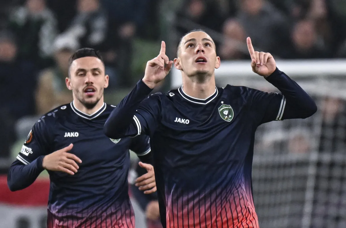 Защитникът на Лудогорец Сон ще се изправи срещу своите сънародници