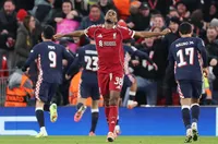 Мъка без край: Ливърпул отнесе четири гола от ПСВ на "Анфийлд"!