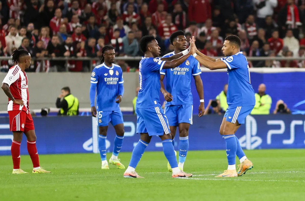 ОБЗОР: Реал си размени 7 гола с Олимпиакос, но все пак победи (РЕЗУЛТАТИ)