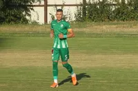 Наш защитник получи два картона в Кипър, но не бе изгонен