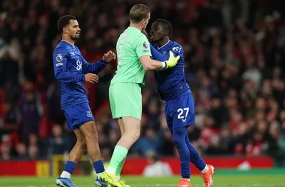 Провинилите се от Евертън на „Олд Трафорд“ със спаринг на тренировка