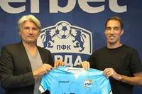 Попето: Ивелин Попов е другото име на успеха