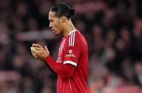 Ван Дайк излезе с открито писмо към феновете на Ливърпул