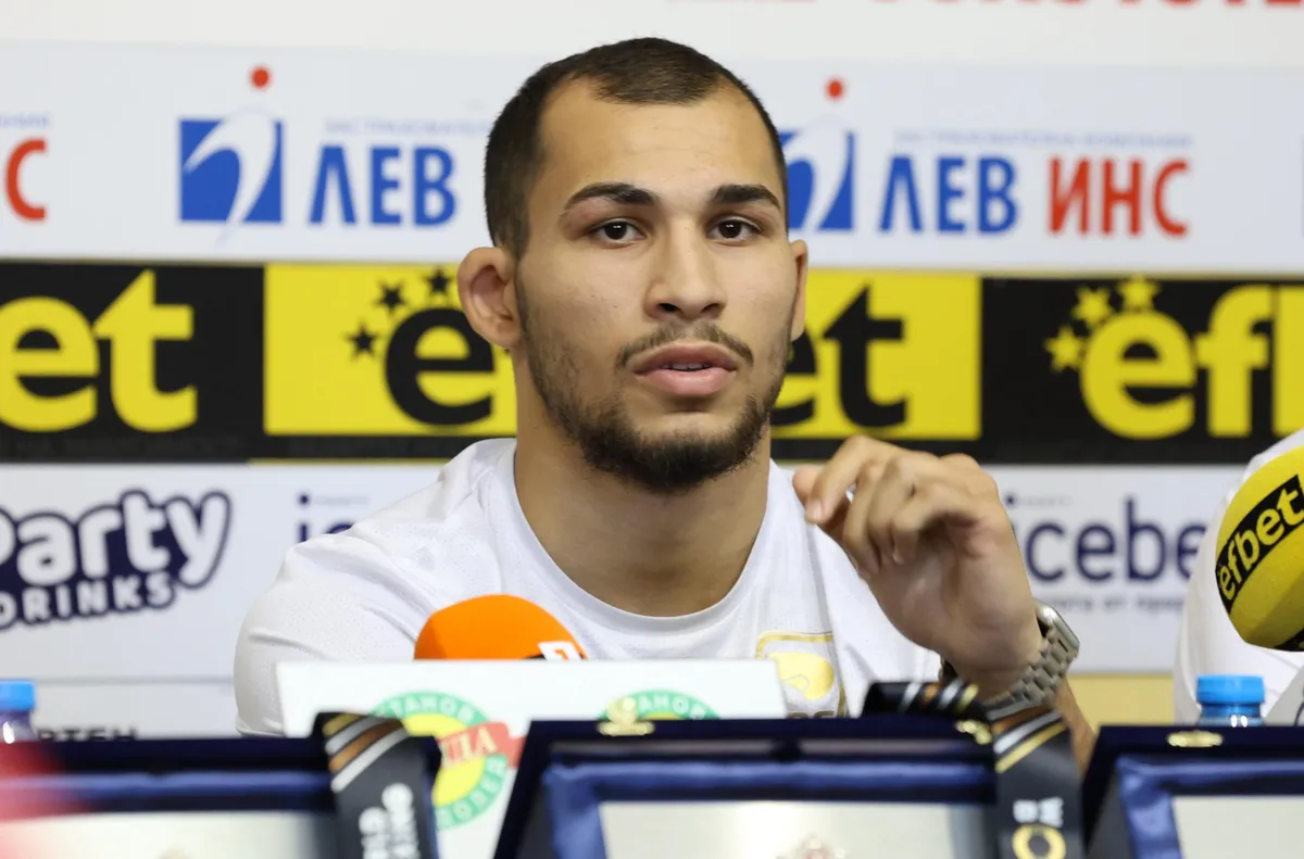 Радослав Росенов ще се бори за злато в Унгария