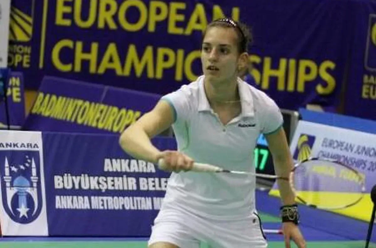 Стефани Стоева и Цветина Попиванова с поне три медала в Кардиф