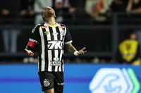 Неймар се разписа за ключова победа на Сантос в битката за оставане в елита