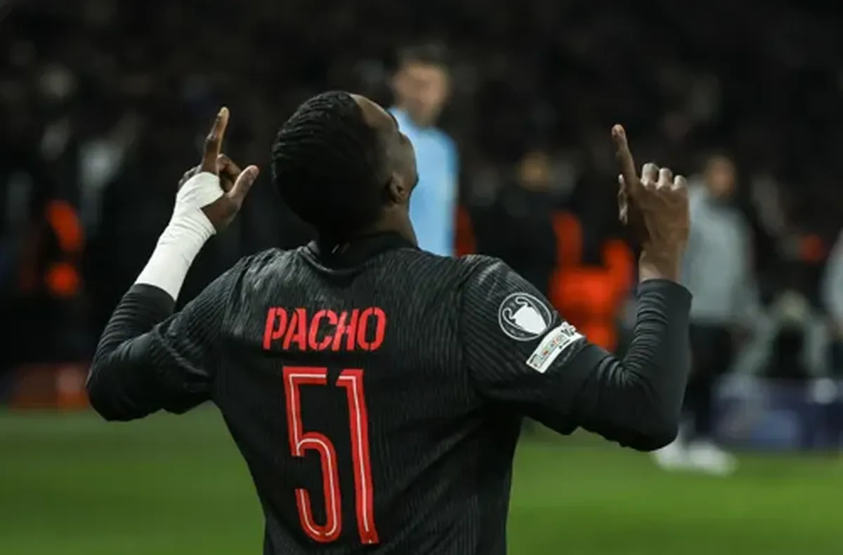 Еквадорец преподписва с ПСЖ?