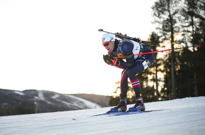 Норвегия спечели щафетата при мъжете в Йостерзунд, България започна с 12-о място