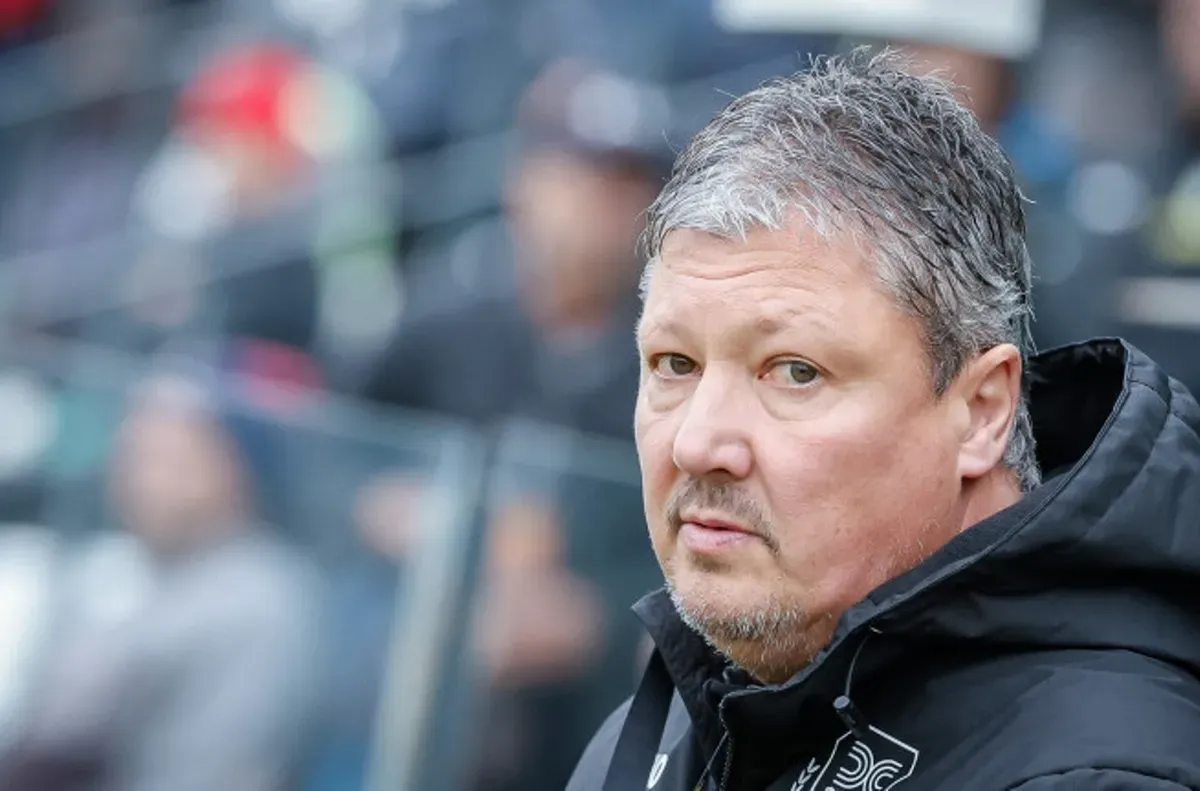 Любо Пенев се бори за живота си 