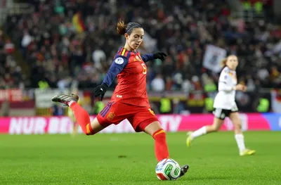 Носителката на "Златната топка" счупи крака си преди мача с Германия