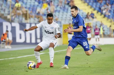 Левски се прицели в Шанде