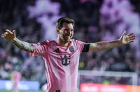 Меси: Гуардиола е съвършен, той е най-добрият от всички