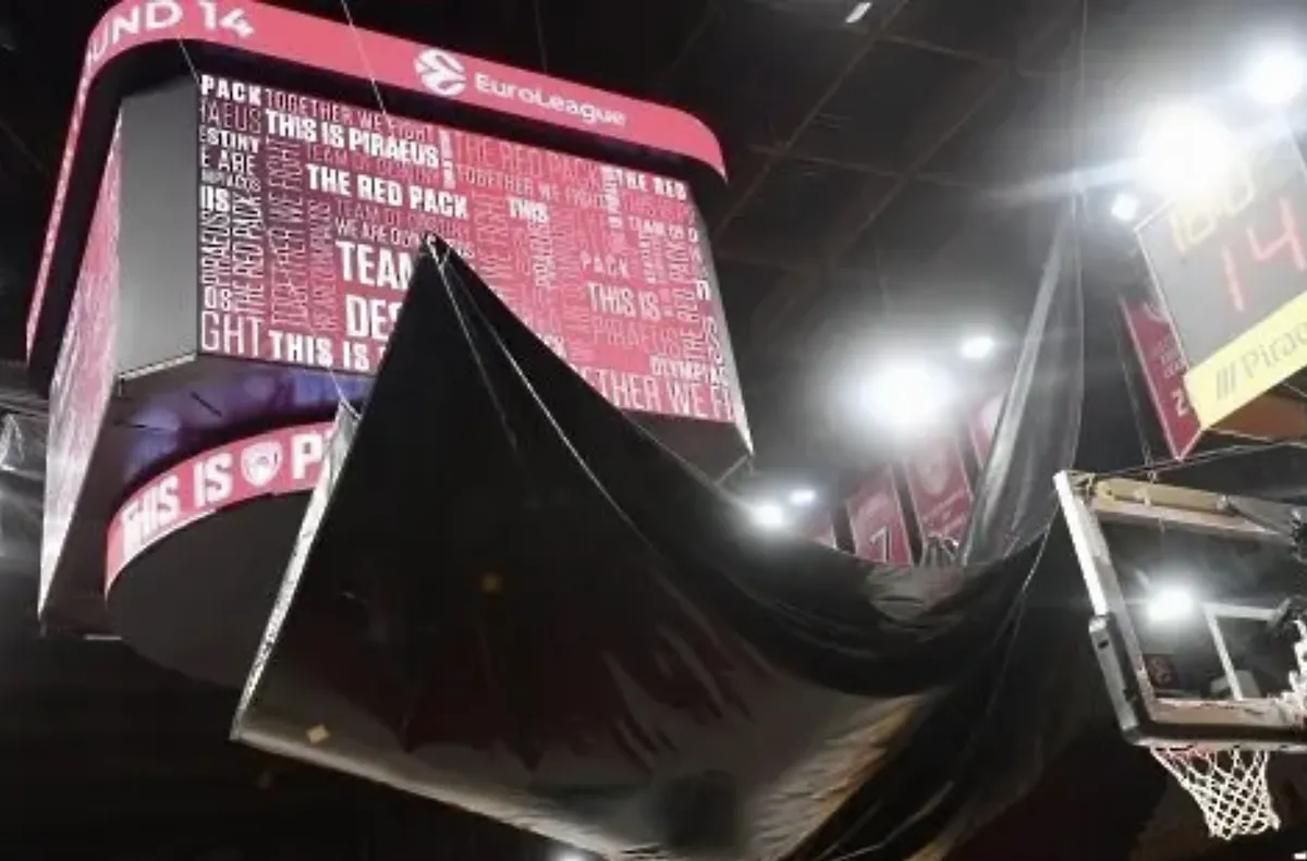 Заради силния дъжд в Атина: Отложиха Олимпиакос - Фенербахче в Евролигата