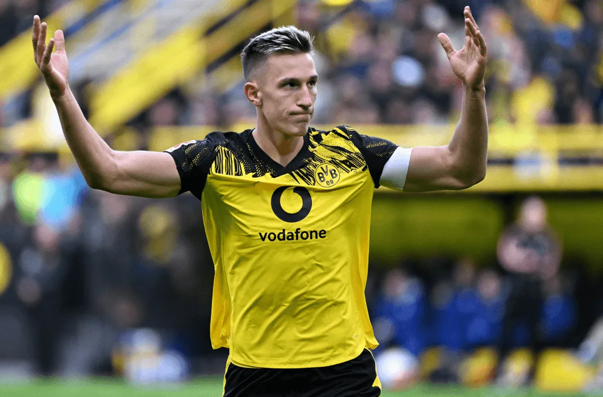 Ливърпул се отказа от Нико Шлотербек, но Барса още иска бранителя на Дортмунд