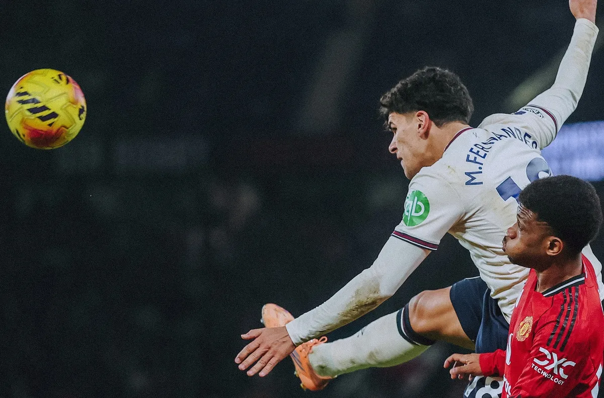 Манчестър Юнайтед разочарова, издъни се срещу Уест Хем на своя "Олд Трафорд"(ВИДЕО)