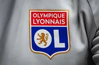 Нов скандал с Лион: Клубът направил фиктивни трансфери за 120 милиона евро
