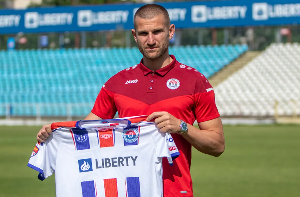 Оцелул с Милен Желев в състава разби гостуващия Унирея в мач от румънската Лига 1