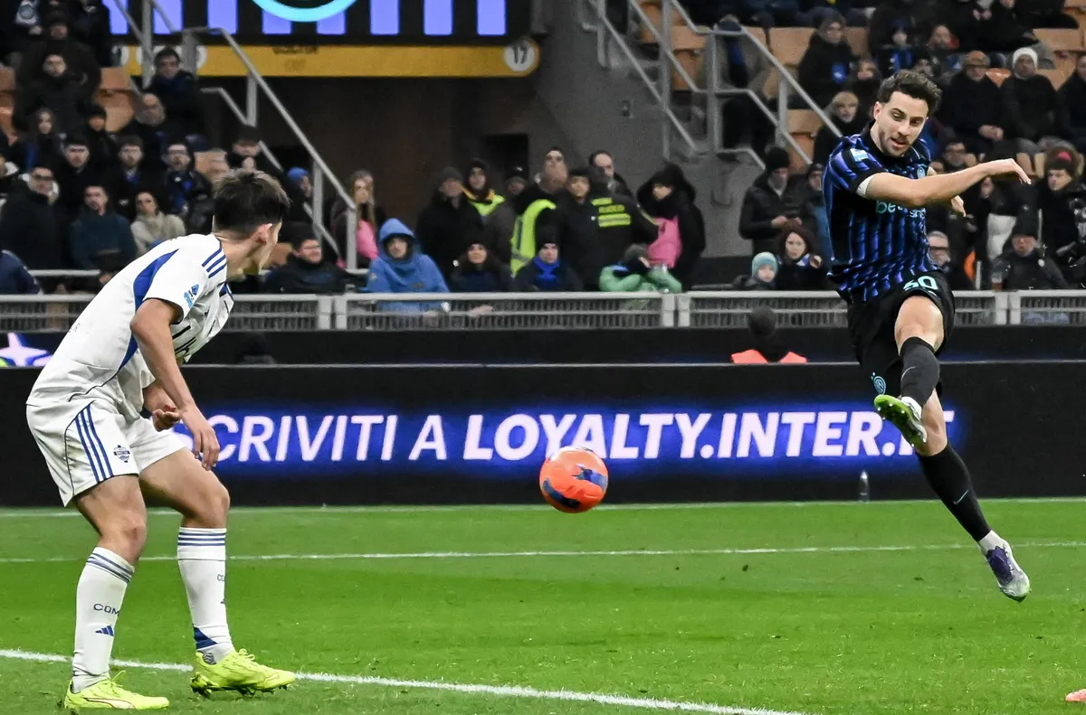 Интер Милано постигна убедителна победа над Комо с 4 0